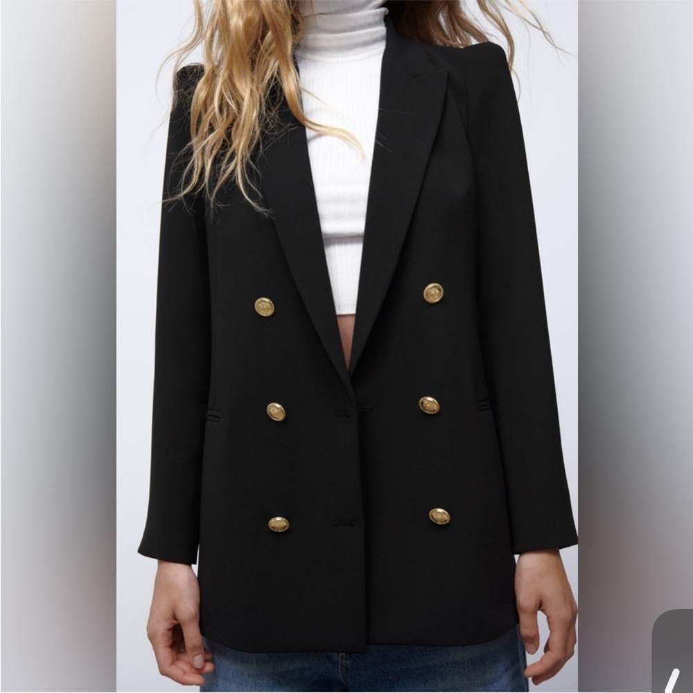 ZARA Double Breasted Shoulder
Pad Blazer - Picture 2 of 9